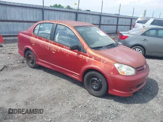 2004 Toyota ECHO z VIN JTDBT123640343978, wystawiony jako IAAI lot #42123986 z przebiegiem 228 680 mil mil oraz . Historia ofert i sprzedaży dostępna na DreamBid. Obrazek 1.