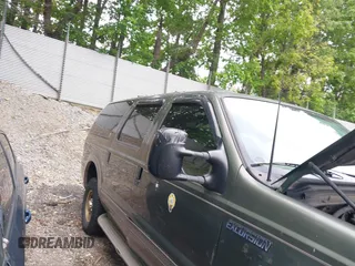 2001 Ford Excursion Limited z VIN 1FMNU43S21EC18536, wystawiony jako IAAI lot #42359854 z przebiegiem 229 663 mil mil oraz . Historia ofert i sprzedaży dostępna na DreamBid. Obrazek 16.