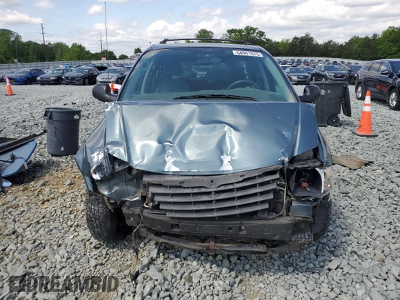 2005 Chrysler Town & Country Touring z VIN 2C4GP54L05R524614, wystawiony jako Copart lot #54941575 z przebiegiem 300 918 mil mil oraz Szkoda całkowita • Salvage title. Historia ofert i sprzedaży dostępna na DreamBid. Obrazek 5.