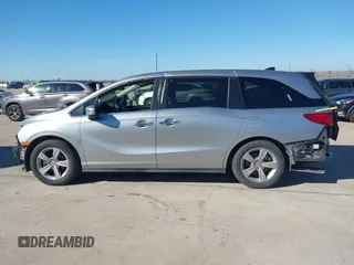 2019 Honda Odyssey EX-L with VIN 5FNRL6H76KB028490, listed as a IAAI auction lot 41636751 with 79,827 mi miles. Bid and sale history available at carsss.com. Image 14.