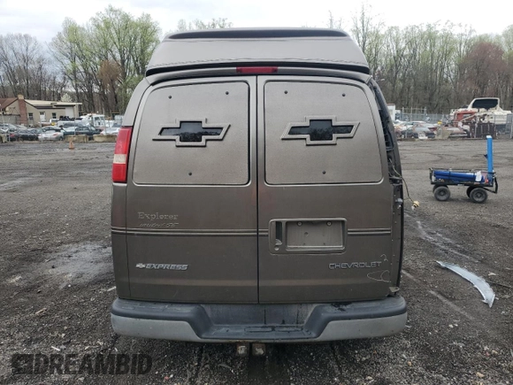 2005 Chevrolet Express Cargo Van YF7 Upfitter with VIN 1GBFG15T051168404, listed as a Copart auction lot 51548585 with 194,624 mi miles and Salvage Title. Bid and sale history available at carsss.com. Image 6.