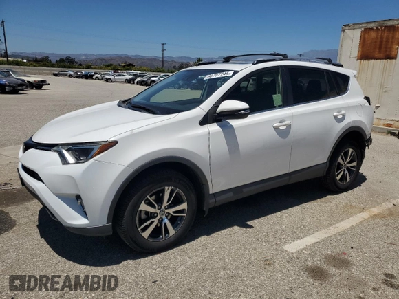 2018 Toyota RAV4 XLE with VIN JTMWFREV1JD122524, listed as a Copart auction lot 63707745 with 51,003 mi miles and Salvage title. Bid and sale history available at DreamBid. Image 1.