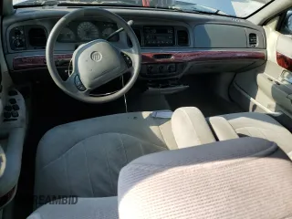 2000 Mercury Grand Marquis GS z VIN 2MEFM74W0YX715104, wystawiony jako Copart lot #54357855 z przebiegiem 111 231 mil mil oraz Szkoda całkowita • Salvage title. Historia ofert i sprzedaży dostępna na DreamBid. Obrazek 8.