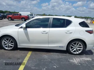 2017 Lexus CT with VIN JTHKD5BH6H2290269, listed as a IAAI auction lot 42083451 with 47,374 mi miles. Bid and sale history available at carsss.com. Image 14.
