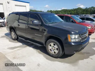 2011 Chevrolet Suburban LS z VIN 1GNSCHE0XBR383295, wystawiony jako Copart lot #60819305 z przebiegiem 133 643 mil mil oraz Szkoda całkowita • Salvage title. Historia ofert i sprzedaży dostępna na DreamBid. Obrazek 4.
