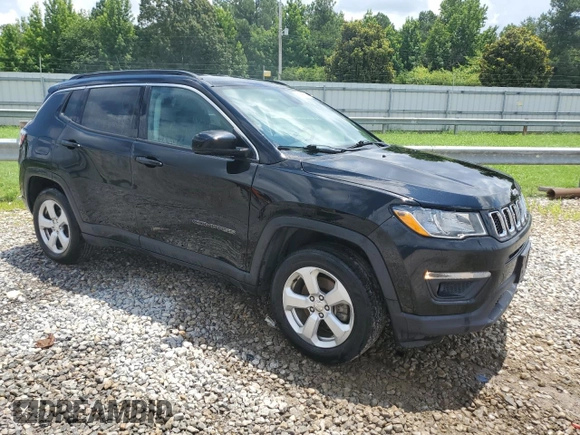 2020 Jeep Compass Latitude with VIN 3C4NJDBB1LT117179, listed as a Copart auction lot 62925095 with 130,262 mi miles and Clean title. Bid and sale history available at DreamBid. Image 4.