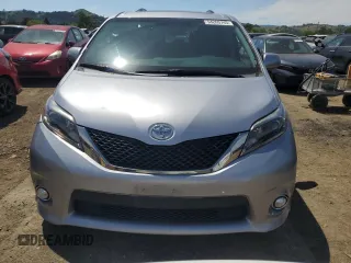 2017 Toyota Sienna SE with VIN 5TDXZ3DC1HS779282, listed as a Copart auction lot 54265745 with 44,395 mi miles and Salvage title. Bid and sale history available at DreamBid. Image 5.