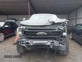 2022 Ford F-250 XL with VIN 1FT7W2BT8NEC99425, listed as a IAAI auction lot 42153769 with 80,567 mi miles and . Bid and sale history available at DreamBid. Image 13.