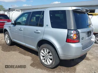 2013 Land Rover LR2 HSE Lux z VIN SALFT2BG6DH364284, wystawiony jako IAAI lot #42162205 z przebiegiem 75 983 mil mil oraz . Historia ofert i sprzedaży dostępna na DreamBid. Obrazek 3.