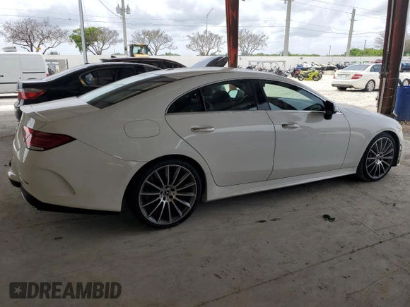 2020 Mercedes-Benz CLS with VIN WDD2J5JB9LA050614, listed as a Copart auction lot 61950764 with 52,284 mi miles and Salvage Title. Bid and sale history available at carsss.com. Image 3.