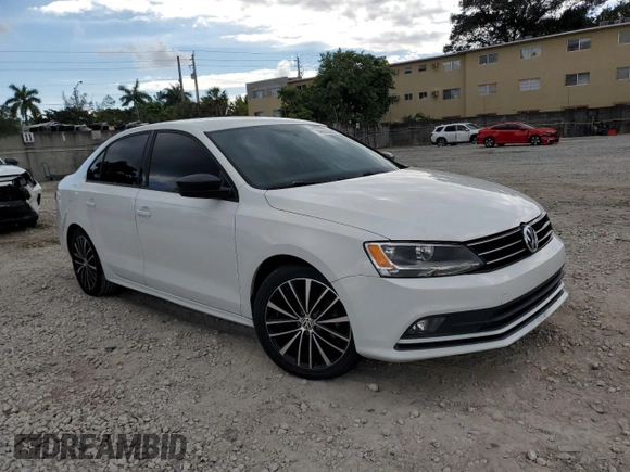 2016 Volkswagen Jetta Sport z VIN 3VWD17AJ1GM404816, wystawiony jako Copart lot #46916355 z przebiegiem 71 748 mil mil oraz Szkoda całkowita • Salvage title. Historia ofert i sprzedaży dostępna na DreamBid. Obrazek 4.