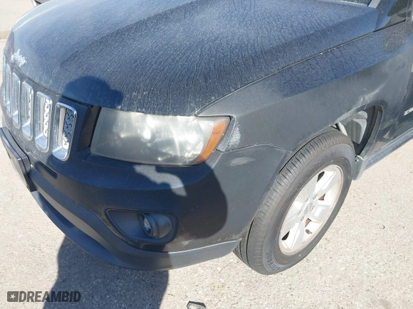 2016 Jeep Compass High Altitude Edition with VIN 1C4NJCEA4GD769268, listed as a IAAI auction lot 40985294 with 184,607 mi miles. Bid and sale history available at carsss.com. Image 6.