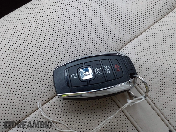 2017 Lincoln MKZ Hybrid Reserve с VIN 3LN6L5MU0HR600438, выставлен на аукционе IAAI как лот 40885890 с пробегом 81 519 миль миль и . История ставок и продаж доступна на DreamBid. Изображение 11.