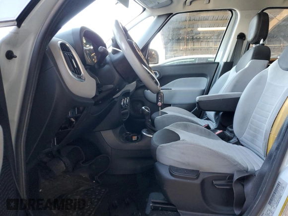 2014 FIAT 500L Easy with VIN ZFBCFABH7EZ020773, listed as a Copart auction lot 44234695 with 147,099 mi miles and Salvage Title. Bid and sale history available at DreamBid. Image 7.