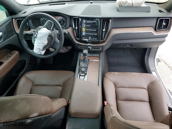 2021 Volvo XC60 Momentum with VIN YV4102DK9M1698729, listed as a Copart auction lot 49818525 with 42,608 mi miles and Salvage Title. Bid and sale history available at carsss.com. Image 8.