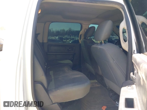 2017 Ram 2500 Tradesman z VIN 3C6UR5CL4HG698671, wystawiony jako IAAI lot #41856048 z przebiegiem 190 209 mil mil oraz . Historia ofert i sprzedaży dostępna na DreamBid. Obrazek 8.