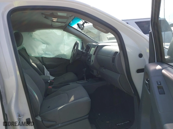 2020 Nissan Frontier SV with VIN 1N6ED0EA4LN727688, listed as a IAAI auction lot 41693886 with 102,514 mi miles. Bid and sale history available at carsss.com. Image 5.