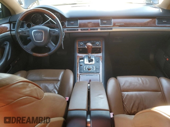 2006 Audi A8 4.2L z VIN WAUML44E86N018423, wystawiony jako Copart lot #82761894 z przebiegiem Nie podano mil oraz Szkody całkowita. Historia ofert i sprzedaży dostępna na DreamBid. Obrazek 8.