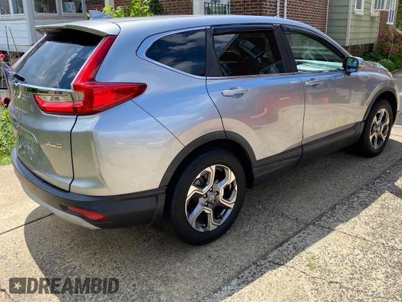 2017 Honda CR-V EX with VIN 2HKRW2H56HH604121, listed as a Copart auction lot 55801885 with 151,812 mi miles and Clean Title. Bid and sale history available at carsss.com. Image 4.