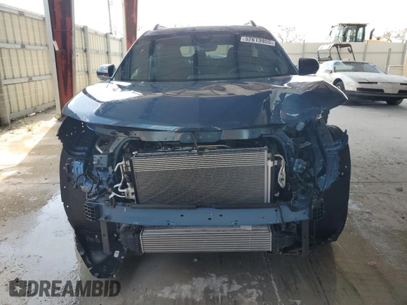 2025 Chevrolet Equinox FWD LT with VIN 3GNAXHEG0SL156380, listed as a Copart auction lot 52613955 with 1,928 mi miles and Salvage Title. Bid and sale history available at DreamBid. Image 5.
