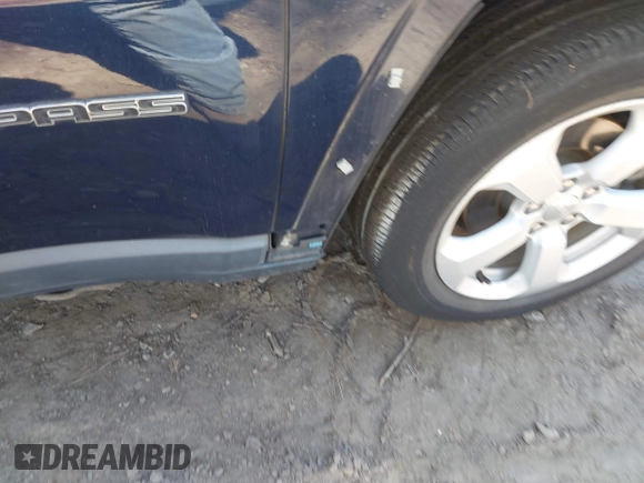 2017 Jeep Compass Latitude с VIN 3C4NJDBB7HT679661, выставлен на аукционе IAAI как лот 41886889 с пробегом 86 802 миль миль и . История ставок и продаж доступна на DreamBid. Изображение 6.