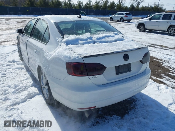 2012 Volkswagen Jetta Sedan SE w/Convenience with VIN 3VWDX7AJ1CM062454, listed as a IAAI auction lot 41580811 with 119,760 mi miles. Bid and sale history available at carsss.com. Image 3.