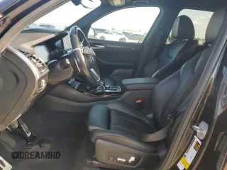 2023 BMW X3 sDrive30i z VIN 5UX43DP05P9P87523, wystawiony jako Copart lot #56310965 z przebiegiem 24 834 mil mil oraz Szkoda całkowita • Salvage title. Historia ofert i sprzedaży dostępna na DreamBid. Obrazek 7.