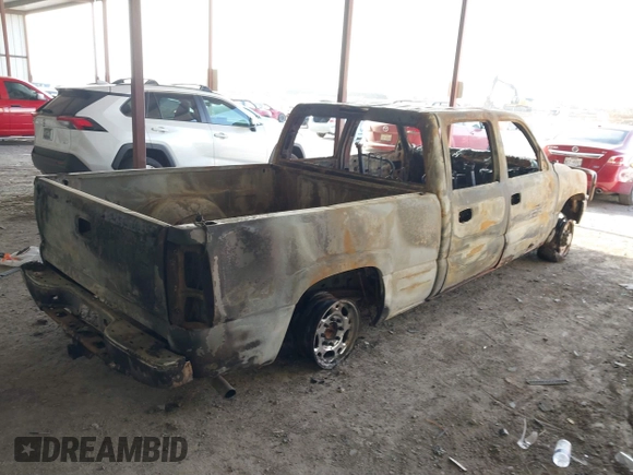 2001 Chevrolet Silverado 1500HD LS with VIN 1GCGK13U01F140108, listed as a IAAI auction lot 41727666 with Not Provided miles and . Bid and sale history available at DreamBid. Image 4.