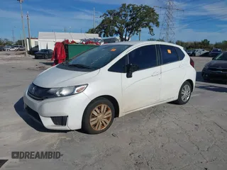 2015 Honda Fit LX with VIN 3HGGK5H52FM760590, listed as a IAAI auction lot 41176103 with 1 mi miles. Bid and sale history available at carsss.com. Image 2.