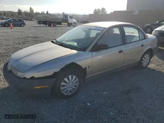 1998 Saturn SL with VIN 1G8ZH528XWZ266379, listed as a Copart auction lot 43862105 with 174,381 mi miles and Clean Title. Bid and sale history available at carsss.com. Image 1.
