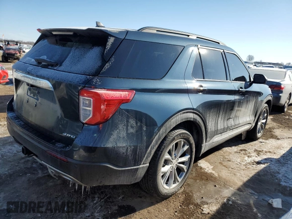 2024 Ford Explorer XLT with VIN 1FMSK8DH3RGA57018, listed as a Copart auction lot 46117645 with 4,525 mi miles and Salvage Title. Bid and sale history available at carsss.com. Image 3.