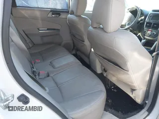2013 Subaru Forester X Limited с VIN JF2SHAEC2DH440885, выставлен на аукционе IAAI как лот 41714137 с пробегом 208 045 миль миль и . История ставок и продаж доступна на DreamBid. Изображение 8.