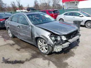 2010 Infiniti M with VIN JN1CY0AP8AM911739, listed as a IAAI auction lot 41836817 with 185,068 mi miles. Bid and sale history available at carsss.com. Image 1.