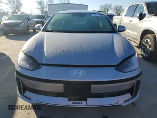2024 Hyundai IONIQ 6 SEL with VIN KMHM34AA6RA062464, listed as a Copart auction lot 88105065 with 3,947 mi miles and Salvage Title. Bid and sale history available at carsss.com. Image 5.