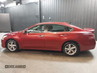 2014 Nissan Altima S with VIN 1N4AL3AP0EN347207, listed as a IAAI auction lot 42029532 with 28,324 mi miles and . Bid and sale history available at carsss.com. Image 14.