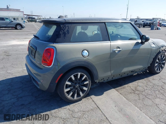 2019 MINI Hardtop Cooper S z VIN WMWXP7C51K2A50911, wystawiony jako IAAI lot #42194823 z przebiegiem 32 820 mil mil oraz . Historia ofert i sprzedaży dostępna na DreamBid. Obrazek 4.