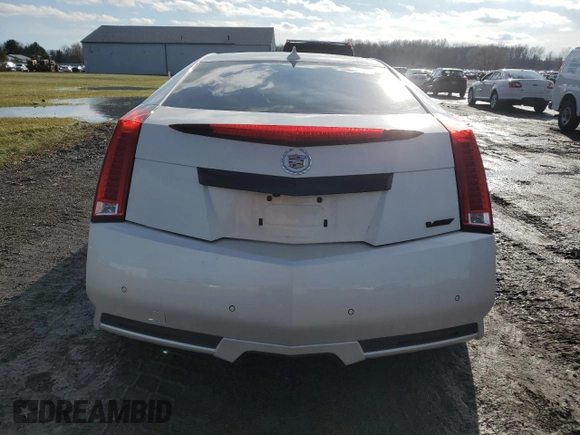2013 Cadillac CTS-V z VIN 1G6DV1EP1D0133132, wystawiony jako Copart lot #85289884 z przebiegiem 37 093 mil mil oraz Szkody całkowita. Historia ofert i sprzedaży dostępna na DreamBid. Obrazek 6.