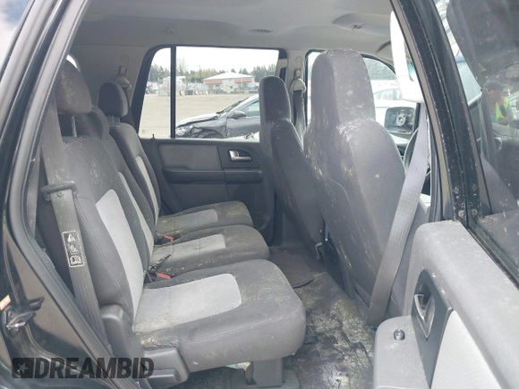 2003 Ford Expedition Special Service with VIN 1FMPU16L33LB59071, listed as a IAAI auction lot 42014361 with 1 mi miles. Bid and sale history available at carsss.com. Image 8.