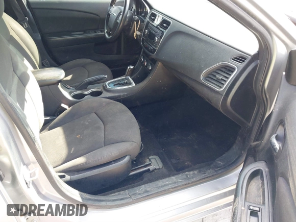 2014 Chrysler 200 LX with VIN 1C3CCBAG3EN152347, listed as a IAAI auction lot 41899981 with 102,918 mi miles. Bid and sale history available at carsss.com. Image 5.