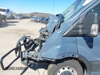 2019 Ford Transit с VIN 1FTYR3XM7KKA97658, выставлен на аукционе IAAI как лот 41723230 с пробегом 387 044 миль миль и . История ставок и продаж доступна на DreamBid. Изображение 6.