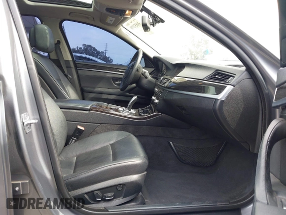 2013 BMW 5 Series 528i with VIN WBAXG5C53DDY36704, listed as a IAAI auction lot 41657370 with 119,045 mi miles and . Bid and sale history available at DreamBid. Image 5.