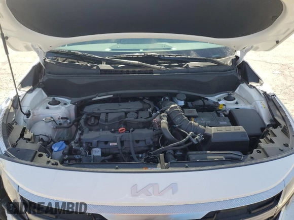 2024 Kia Seltos SX with VIN KNDETCA70R7600287, listed as a Copart auction lot 49093815 with 7,160 mi miles and Salvage title. Bid and sale history available at DreamBid. Image 12.