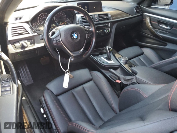 2018 BMW 4 Series 430i z VIN WBA4Z1C57JEC72408, wystawiony jako Copart lot #56664565 z przebiegiem 97 605 mil mil oraz Szkoda całkowita • Salvage title. Historia ofert i sprzedaży dostępna na DreamBid. Obrazek 8.