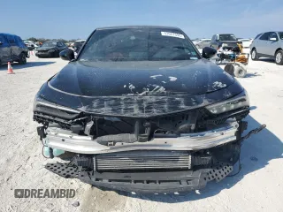 2024 Acura Integra w/A-Spec Package with VIN 19UDE4H33RA006361, listed as a Copart auction lot 43957395 with 17,644 mi miles and Salvage Title. Bid and sale history available at DreamBid. Image 5.