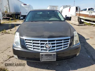 2006 Cadillac DTS Professional z VIN 1GEEH96Y66U550005, wystawiony jako Copart lot #74721504 z przebiegiem 47 120 mil mil oraz Tytuł czysty. Historia ofert i sprzedaży dostępna na DreamBid. Obrazek 5.