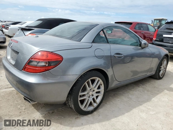 2009 Mercedes-Benz SLK-Class 3.0L with VIN WDBWK54FX9F190043, listed as a Copart auction lot 73045024 with 0 mi miles and Non Repairable. Bid and sale history available at carsss.com. Image 3.