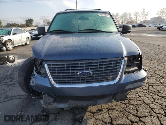 2003 Ford Expedition Special Service with VIN 1FMFU15L73LB36082, listed as a Copart auction lot 42575935 with 0 mi miles and Salvage Title. Bid and sale history available at carsss.com. Image 5.