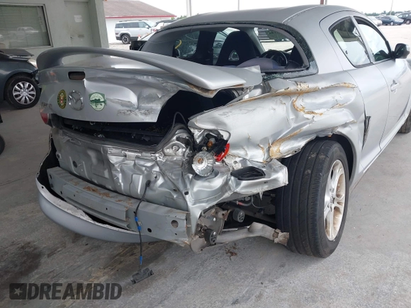 2007 Mazda RX-8 Grand Touring z VIN JM1FE173270210398, wystawiony jako IAAI lot #42393144 z przebiegiem 71 207 mil mil oraz . Historia ofert i sprzedaży dostępna na DreamBid. Obrazek 6.