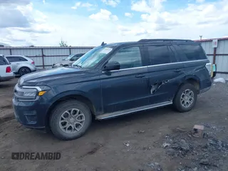 2022 Ford Expedition XLT with VIN 1FMJU1JT3NEA66717, listed as a IAAI auction lot 42674245 with 70,250 mi miles and . Bid and sale history available at DreamBid. Image 2.
