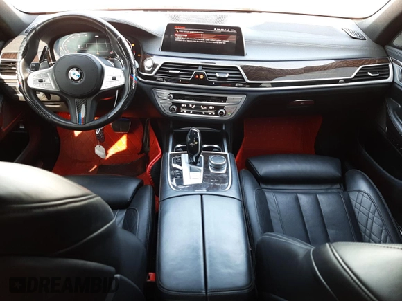2020 BMW 7 Series 750i xDrive with VIN WBA7U2C01LBX84754, listed as a Copart auction lot 49565853 with 32,859 mi miles. Bid and sale history available at carsss.com. Image 9.
